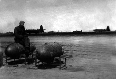 'Slim' Knowles - Armorer