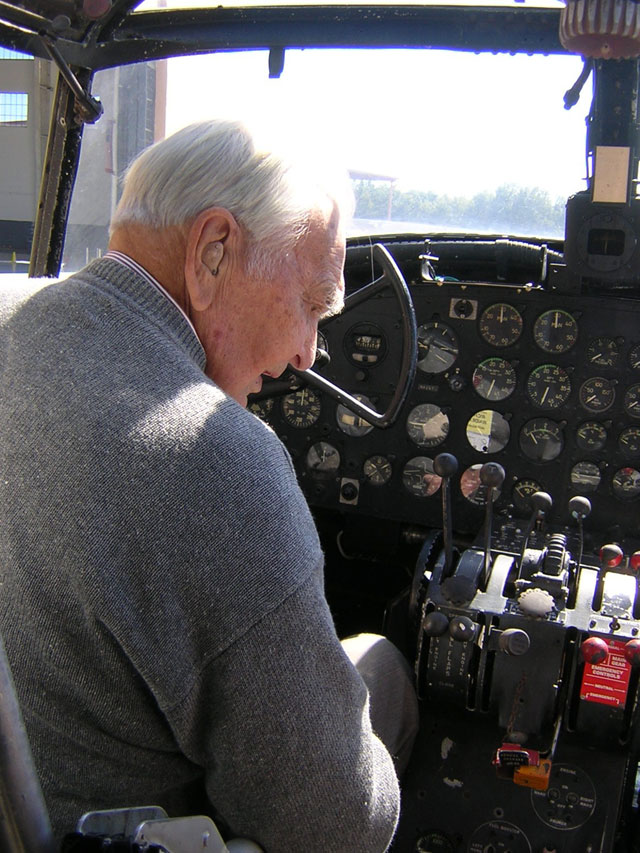 Richard Waidelich, 319th Bomb Group, 440th Bomb Squadron